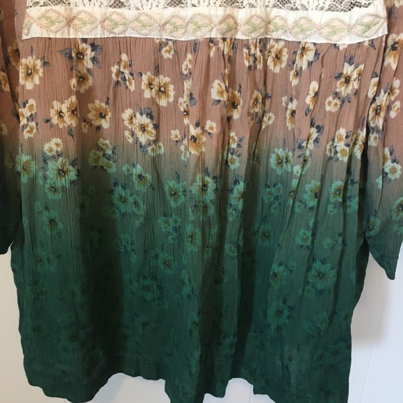 Gimmicks BKE Green Gables Dip Dye Blouse Small - Picture 15 of 16